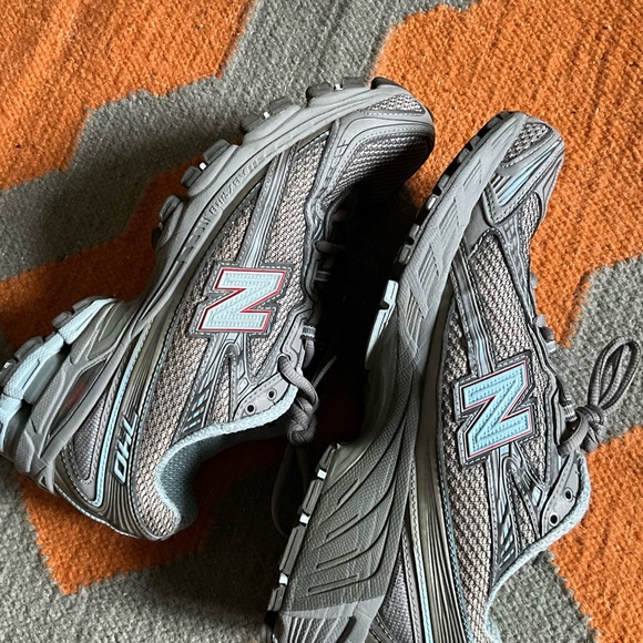 Vintage MINT New Balance 740 (2010) grey/blue sneakers - Picture 7 of 7